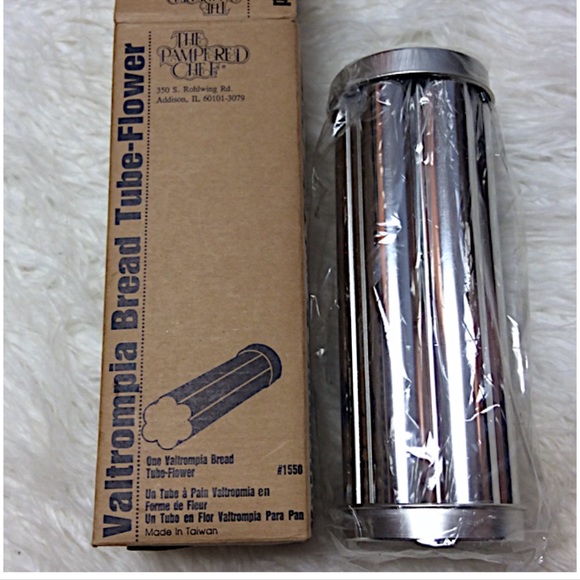 THE PAMPERED CHEF Other - THE PAMPERED CHEF BREAD TUBE FLOWER